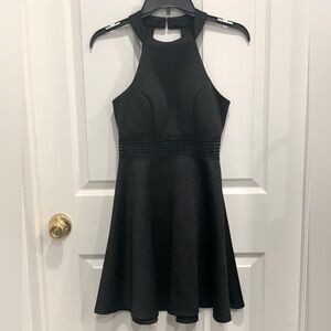 Gorgeous Dress for wedding guest, cocktail party or homecoming 💕